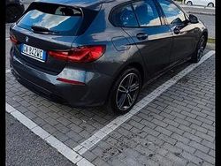 Grigio Usata 2020 BMW 116 Sport Line Due volumi | 20.900 € (Buon prezzo)