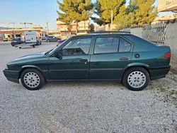 Usata 1990 Alfa Romeo 33 Tre volumi | 1990 €