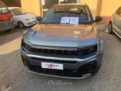 Grigio Usata 2024 Jeep Avenger Summit SUV | 23.400 € (Buon prezzo)