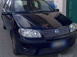Nero Usata 2007 Fiat Punto Due volumi | 2500 € (Molto cara)
