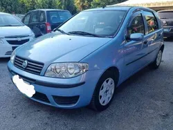 Blu/azzurro Usata 2005 Fiat Punto Active Due volumi | 2000 € (Buon prezzo)