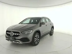 Grigio Usata 2021 Mercedes GLA180 Executive SUV | 29.700 € (Ottimo prezzo)