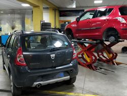 Nero Usata 2011 Dacia Sandero Stepway Due volumi | 1800 € (Ottimo prezzo)