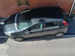 Nero Usata 2009 Fiat Grande Punto Due volumi | 900 €