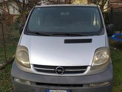 Grigio Usata 2002 Opel Vivaro Monovolume | 5500 €