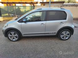Grigio Usata 2018 VW up! Highline Due volumi | 11.800 € (Cara)