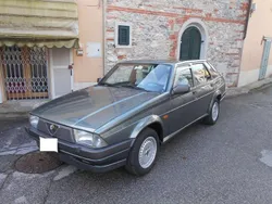 Verde Usata 1988 Alfa Romeo 75 Tre volumi | 22.000 €