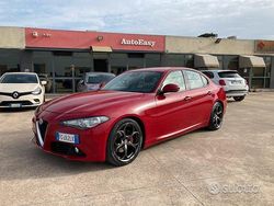 Rosso Usata 2016 Alfa Romeo Giulia Super Tre volumi | 15.000 € (Molto cara)