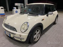 Bianco Usata 2006 Mini Cooper Due volumi | 2650 € (Super prezzo)