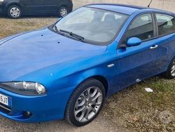 Blu Usata 2009 Alfa Romeo 147 Due volumi | 2300 € (Buon prezzo)