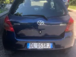 Blu/azzurro Usata 2007 Toyota Yaris Sol Tre volumi | 1900 € (Ottimo prezzo)