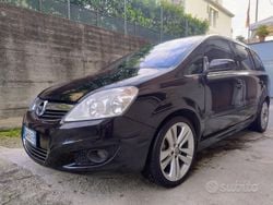 Nero Usata 2009 Opel Zafira Monovolume | 5050 € (Molto cara)