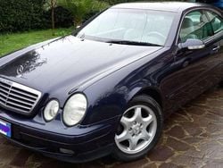 Blu/azzurro Usata 2001 Mercedes CLK200 Elegance Coupé | 8000 € (Buon prezzo)