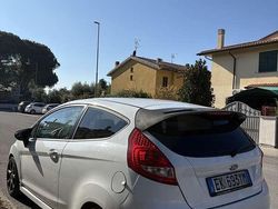 Usata 2012 Ford Fiesta Individual Tre volumi | 3000 € (Ottimo prezzo)