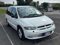 Bianco Usata 2000 Chrysler Voyager Monovolume | 1900 €