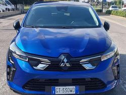 Blu/azzurro Usata 2024 Mitsubishi Colt Invite Tre volumi | 14.490 € (Molto cara)