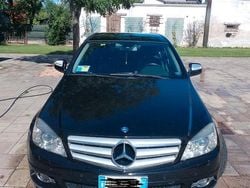 Nero Usata 2008 Mercedes C220 Avantgarde Tre volumi | 6500 € (Cara)