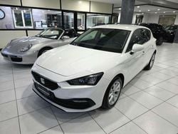 Bianco Usata 2022 Seat Leon Style Tre volumi | 14.890 € (Ottimo prezzo)