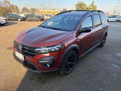 Rosso Usata 2023 Dacia Jogger Extreme Monovolume | 16.990 € (Buon prezzo)