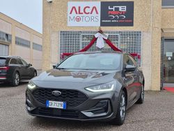 Grigio Usata 2023 Ford Focus ST-Line Tre volumi | 19.990 € (Buon prezzo)