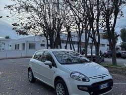 Bianco Usata 2010 Fiat Punto Evo Emotion Due volumi | 3650 € (Buon prezzo)