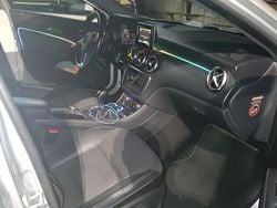 Grigio Usata 2014 Mercedes A180 Tre volumi | 7800 € (Ottimo prezzo)