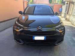 Nero Usata 2022 Citroën C4 PureTech Tre volumi | 16.200 € (Cara)
