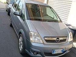 Grigio Usata 2008 Opel Meriva Monovolume | 2500 € (Cara)