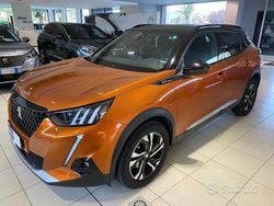 Arancione Usata 2020 Peugeot 2008 GT-line SUV | 16.900 € (Cara)