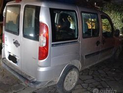 Grigio Usata 2007 Fiat Doblò Monovolume | 1800 € (Buon prezzo)