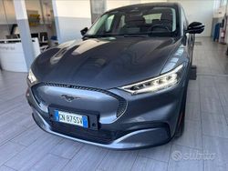 Grigio Usata 2023 Ford Mustang Mach-E Standard Range SUV | 32.500 € (Buon prezzo)