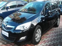 Nero(met.) Usata 2012 Opel Astra Station wagon | 7450 € (Molto cara)