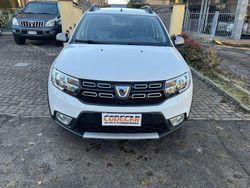 Bianco Usata 2019 Dacia Sandero Comfort Tre volumi | 9800 € (Buon prezzo)