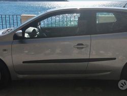 Usata 2006 Fiat Stilo Tre volumi | 3000 € (Molto cara)