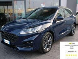 Blu/azzurro(met.) Usata 2023 Ford Kuga ST-Line SUV | 22.490 € (Ottimo prezzo)