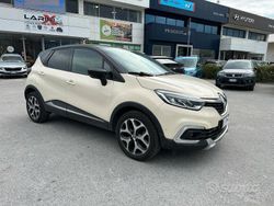 Beige Usata 2018 Renault Captur Bose Edition SUV | 9900 € (Buon prezzo)