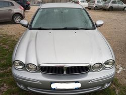 Grigio Usata 2004 Jaguar X-type Tre volumi | 4200 € (Buon prezzo)