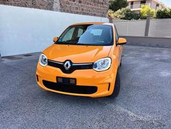 Giallo Usata 2020 Renault Twingo SE Due volumi | 11.299 € (Buon prezzo)