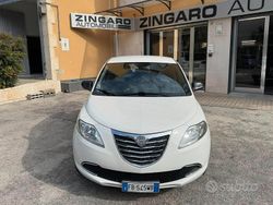 Bianco Usata 2014 Lancia Ypsilon Gold Due volumi | 7600 € (Buon prezzo)