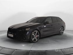 Blu Usata 2024 BMW 520 M Sport Station wagon | 59.900 €