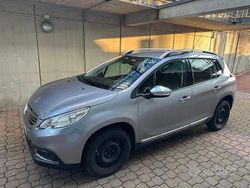Grigio Usata 2016 Peugeot 2008 Allure SUV | 9990 € (Buon prezzo)