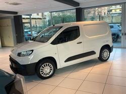 Bianco Nuova 2025 Toyota Proace Monovolume | 19.700 € (Super prezzo)
