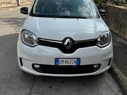 Bianco Usata 2023 Renault Twingo Urban Night Due volumi | 13.000 €