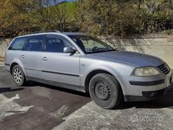 Grigio Usata 2003 VW Passat Station wagon | 1500 € (Buon prezzo)