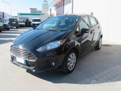 Nero Usata 2013 Ford Fiesta Due volumi | 6800 € (Buon prezzo)