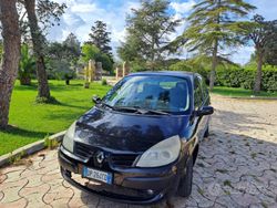 Nero Usata 2008 Renault Scénic II Monovolume | 500 € (Ottimo prezzo)