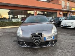Grigio Usata 2011 Alfa Romeo Giulietta Tre volumi | 3800 € (Buon prezzo)