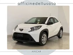 Bianco Usata 2023 Toyota Aygo Active Due volumi | 12.900 € (Ottimo prezzo)