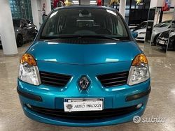 Nero Usata 2006 Renault Modus Monovolume | 3500 € (Buon prezzo)