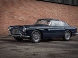 Blu Usata 1962 Aston Martin DB4 Coupé | 405.978 €